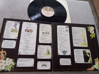 GENESIS „Nursery Cryme /Charisma CAS 1020, 1970/ rozkl obal - 2