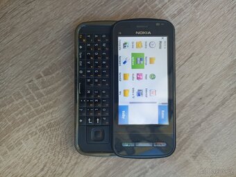 Nokia C6-00 - 2