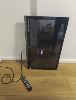 televize LG 32SL8000 FHD 32" - 2