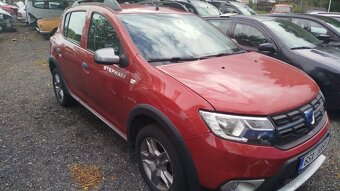 Dacia Sandero automat - 2