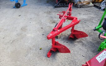 Dvouradlčný pluh - 2