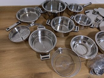 Nerezová sada nádobí - 2