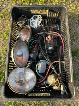 Díly Škoda z vyklízení garáže - 2