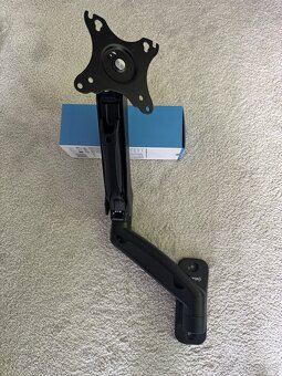 Držák na monitor - 2