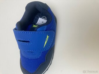 Tenisky nove velikost 20 - 2