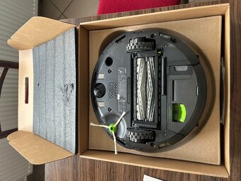 iRobot Roomba Combo i8+ I8578 - 2