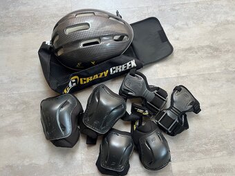 Set chráničů na brusle + helma - 2