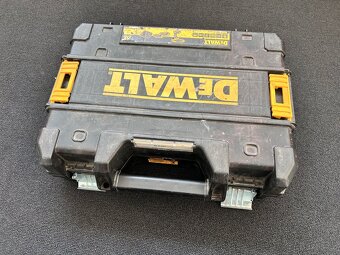 Dewalt DCD777 vrtačka/šroubovák 18 V XR Li-Ion - 2