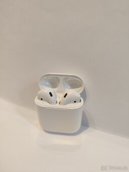 Airpods 1 - 2