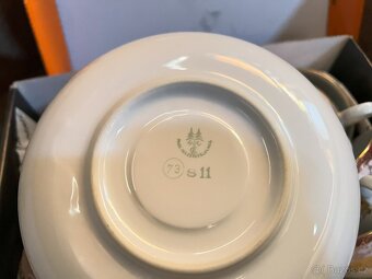 Jídelní servis zlato-fialový porcelán HC Chodov - 2