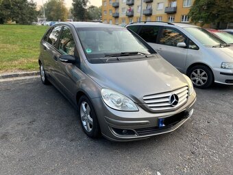 Mercedes-Benz B - 2