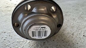 Poloosa z BMW e90 320D 6q manuál -1500,- - 2