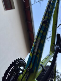 Horské kolo Specialized M/17.5 - 2