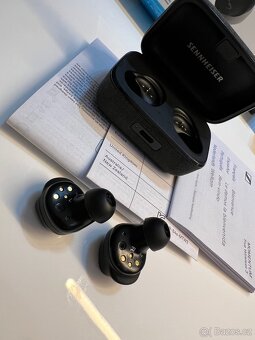 Sennheiser MOMENTUM True wireless 3 - black - 2