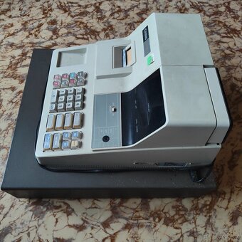 Pokladna Casio 220ER - 2