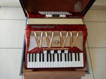 Akordeon Delicia Melodia VIII, velmi zachovalý, funkční - 2
