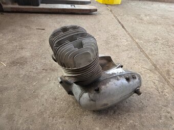 Motor Jawa 350 panelka typ 360 - 2