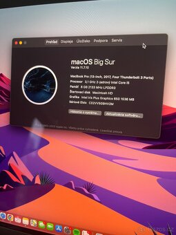 Apple MacBook Pro 2017 13" i5 500GB SSD - 2