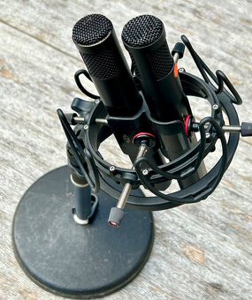 Klasický pár sluchátek Sennheiser MKH 30 FIG 8 s úchyty a př - 2