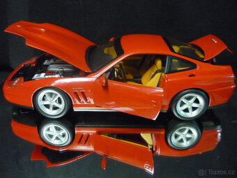 Ferrari 550 Maranello Hot Wheels 1/18 - 2
