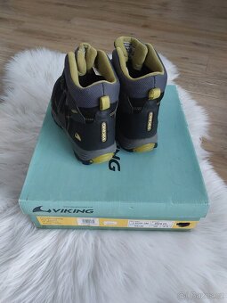 Zimní boty VIKING s goretexem vel. 36 (stélka 23 cm) - 2