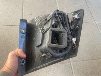 Zadní lampa levá ŠKODA FABIA III kombi 6V9945095 - 2