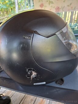 Helma na moto - 2