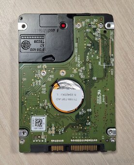 2,5" HDD 320GB Western Digital, 7200ot, SATAII WD3200BEKT - 2