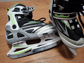 Dětské brusle Goblin Crowned 32-35 - 2