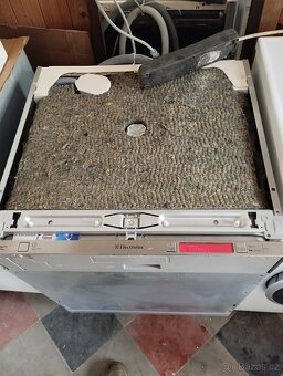 Plně vestavná myčka Electrolux - 2