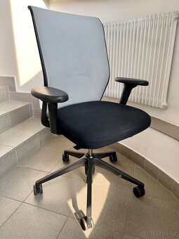 kancelářská židle Vitra ID Mesh - top stav, 3 ks - 2