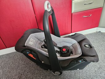 Autosedacka- vajíčko pro novorozence - 2