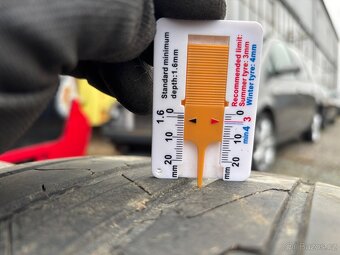 Letní pneu hankook 245/45 r18 - 2