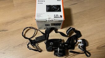 Sony A6000 + setový objektiv 16–50 mm OSS - 2