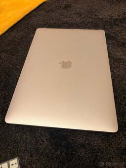 MacBook Pro 15” (2018) | i7 | 32 GB RAM | Retina - 2