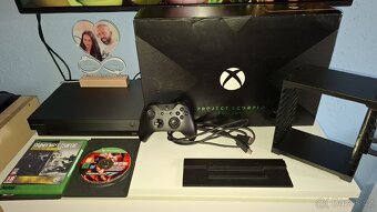 Xbox one x - 2