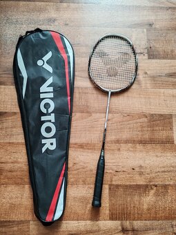 Badmintonova raketa Victor - 2