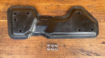 Audi 80 cabrio - Spodní vzpěra. - 2