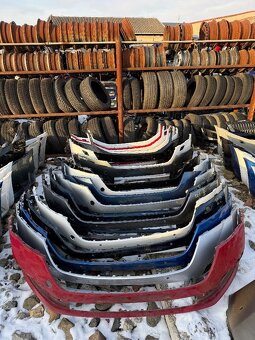 Prodám přední nárazník Škoda Octavia IV - 2