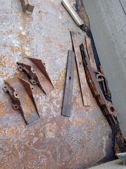 Avia 30-31 péra - 2