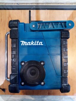 Stavební rádio Makita DMR102 - 2