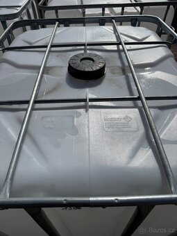 Ibc nádrž 1000l - 2