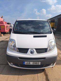 Renault Trafic 2.0 dCi - 9 míst - 2