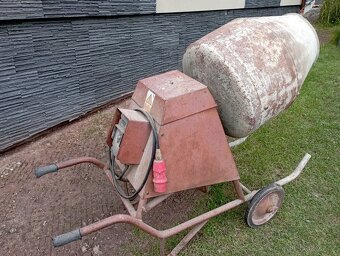 Stavební míchačka - 2