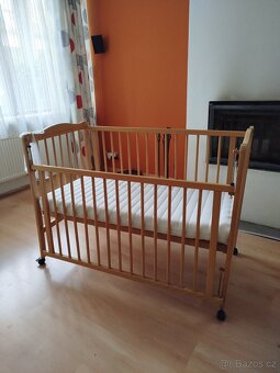 Rozkládací dětská postýlka - 2