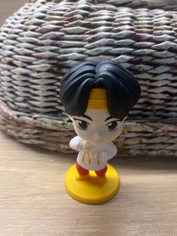 Figurky McDonalď s BTS Tiny TAN - 2