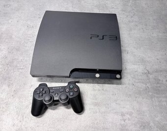 - PS3 Sony Cech-2004B 250GB hra Red Dead Redemption - - 2