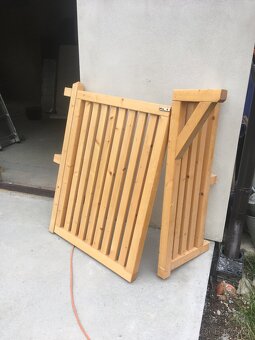 Dvířka na schodiště - dřevěné - Děti - 2
