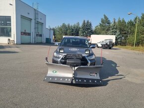 Toyota Hilux + radlice + sypač - 2