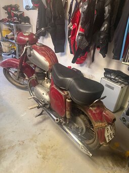 Jawa 250/353. Kývačka - 2